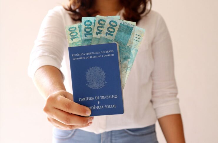 Aprovado salário minimo Brasil