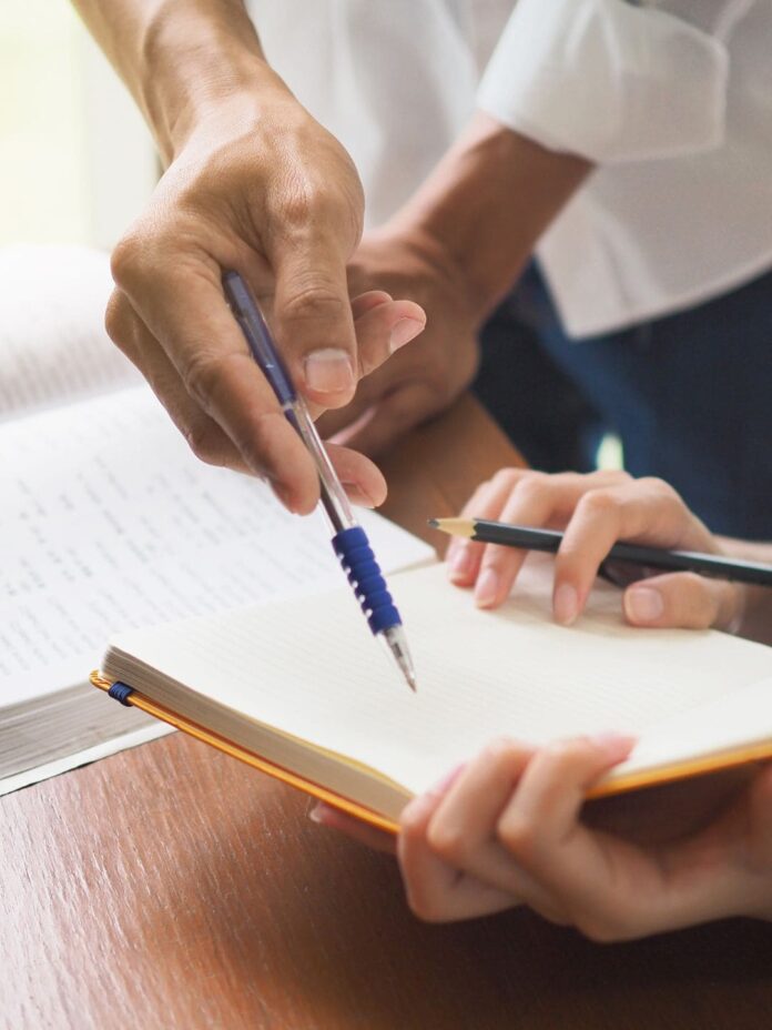 educação concurso