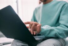 Apostar também é humano: o que as apostas online em Moçambique dizem sobre nós